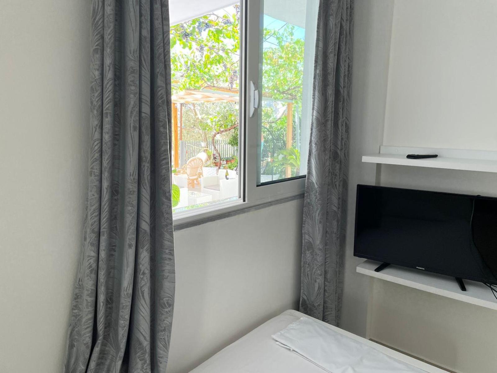 Sala Apartment'S Саранда Номер фото